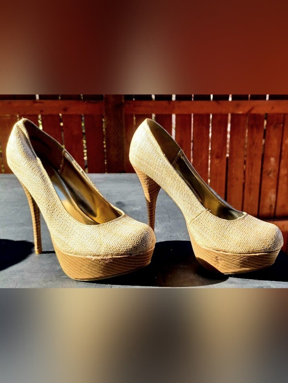 BAMBOO Metallic Tan/ Gold Textured Platform Pumps